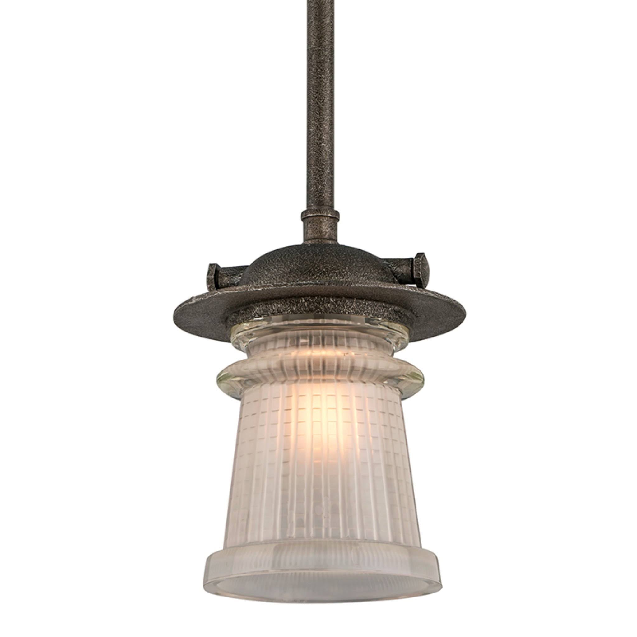 1 Light Hanger Large R410