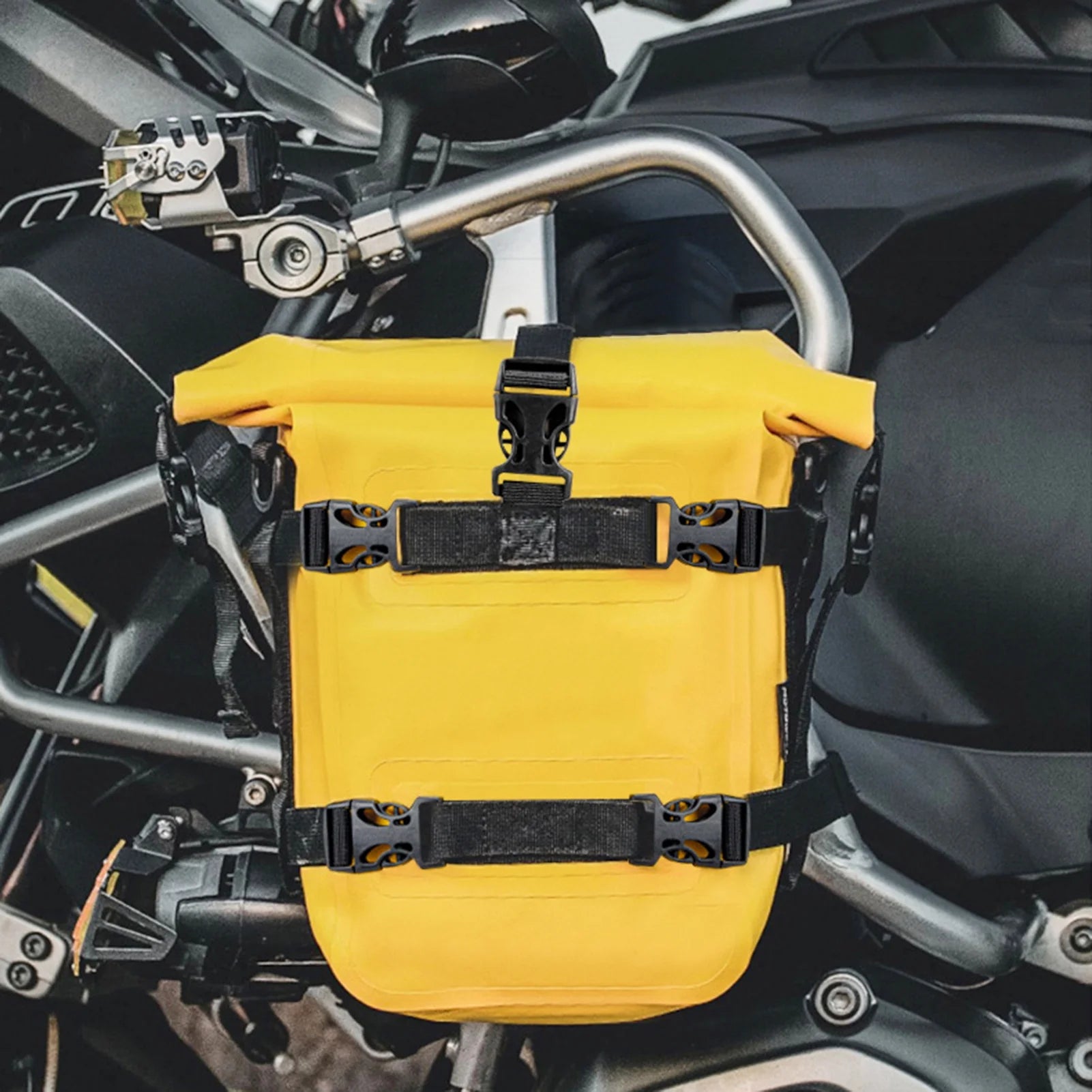 Motorcycle Frame Bag Full Waterproof 8L Z61404