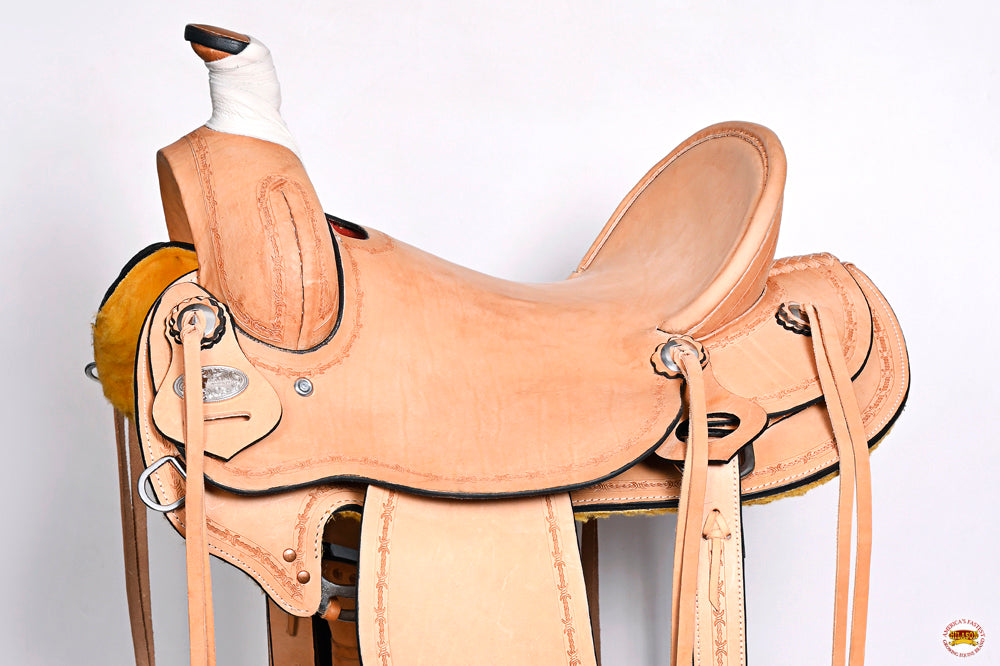 Tan Western Roping Trail Saddle E5117