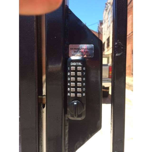 Black Mechanical Double Combination Deadbolt Lock L3183