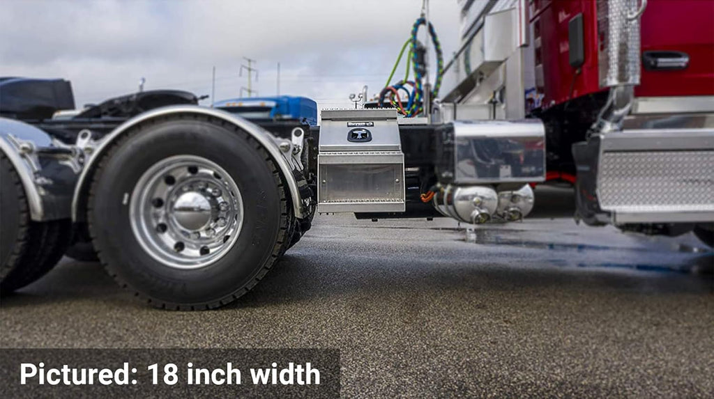 22 Inch Wide Class 8 Step Box N4711