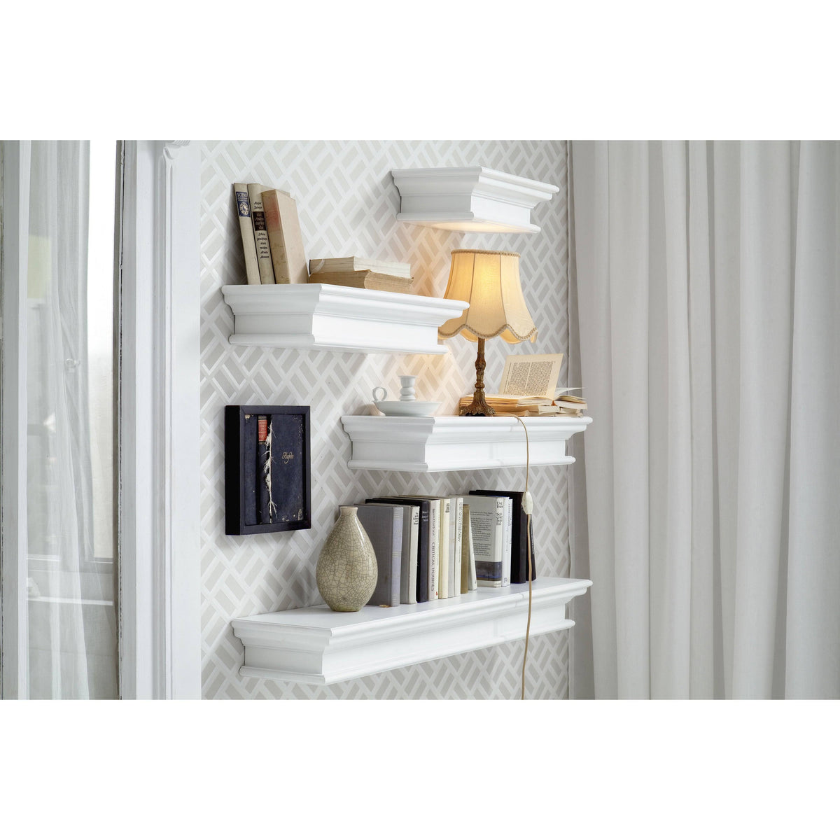 White Floating Wall Shelf H3631