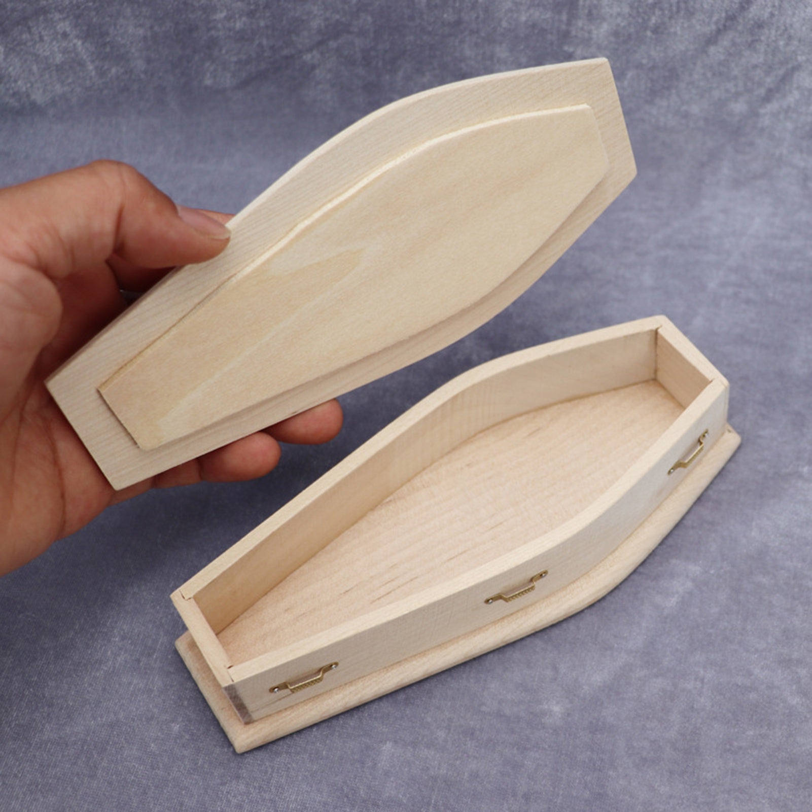 1/12 Scale Miniature Wooden Coffin F925