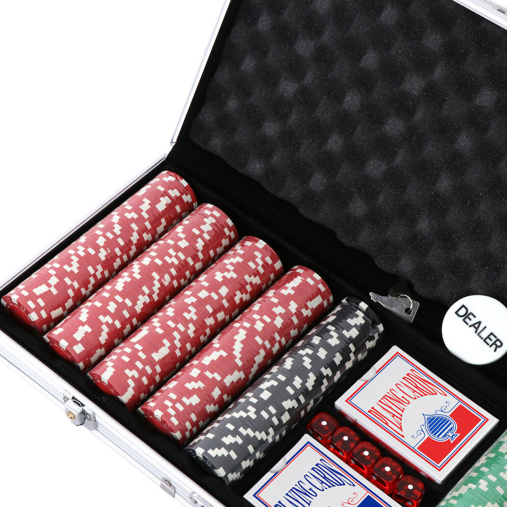 500 Piece Poker Chip Set with Aluminum Carry Case R30536